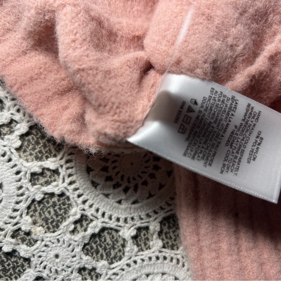 Pink Ribbed Turtleneck Sweater - Picture 3 of 7